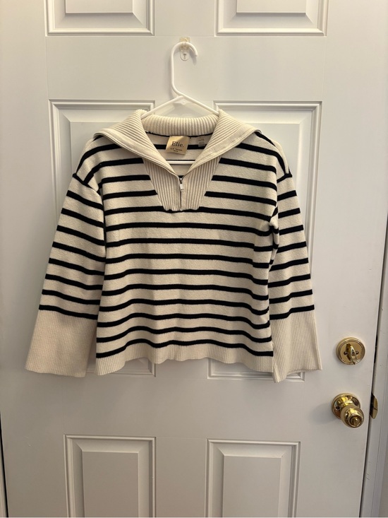 Elie Tahari Sweaters - Elie Tahari Black and Cream Striped Sailor Collar Zip Sweater